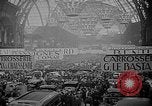 Standbild Automobile Show Paris Frankreich, 1938, aus Sekunde 5 historischem Filmmaterial Videoclip 65675054209