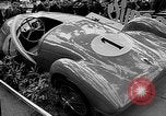 Standbild Automobile Show Paris Frankreich, 1938, aus Sekunde 16 historischem Filmmaterial Videoclip 65675054209