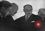 Standbild Automobile Show Paris Frankreich, 1938, aus Sekunde 23 historischem Filmmaterial Videoclip 65675054209
