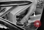 Standbild Automobile Show Paris Frankreich, 1938, aus Sekunde 49 historischem Filmmaterial Videoclip 65675054209