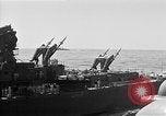 Standbild USS Northampton Atlantik, 1960, aus Sekunde 25 historischem Filmmaterial Videoclip 65675054251