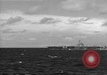 Standbild USS Shangri La Atlantik, 1960, aus Sekunde 20 historischem Filmmaterial Videoclip 65675054252