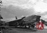 Standbild USS Shangri La Atlantik, 1960, aus Sekunde 25 historischem Filmmaterial Videoclip 65675054252