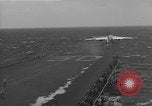 Standbild USS Shangri La Atlantik, 1960, aus Sekunde 31 historischem Filmmaterial Videoclip 65675054252