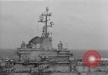 Standbild USS Shangri La Atlantik, 1960, aus Sekunde 42 historischem Filmmaterial Videoclip 65675054252