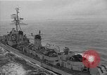 Standbild USS Shangri La Atlantik, 1960, aus Sekunde 56 historischem Filmmaterial Videoclip 65675054252