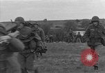Standbild Übungen Okinawa Ryukyu Inseln, 1955, aus Sekunde 50 historischem Filmmaterial Videoclip 65675054262