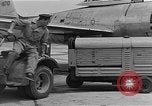 Standbild Übungen Südeuropa, 1956, aus Sekunde 51 historischem Filmmaterial Videoclip 65675054263