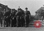Standbild General Adolf Heusinger Marburg Deutschland, 1955, aus Sekunde 11 historischem Filmmaterial Videoclip 65675054265