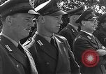 Standbild General Adolf Heusinger Marburg Deutschland, 1955, aus Sekunde 36 historischem Filmmaterial Videoclip 65675054265