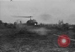 Standbild Anfrage Gruppe My Lai Süd Vietnam, 1969, aus Sekunde 6 historischem Filmmaterial Videoclip 65675054276