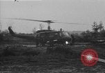 Standbild Anfrage Gruppe My Lai Süd Vietnam, 1969, aus Sekunde 9 historischem Filmmaterial Videoclip 65675054276