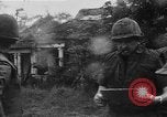 Standbild Anfrage Gruppe My Lai Süd Vietnam, 1969, aus Sekunde 46 historischem Filmmaterial Videoclip 65675054276