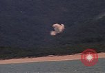 Standbild mortar Shells Vietnam, 1969, aus Sekunde 28 historischem Filmmaterial Videoclip 65675054286