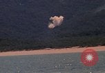 Standbild mortar Shells Vietnam, 1969, aus Sekunde 31 historischem Filmmaterial Videoclip 65675054286