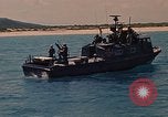 Standbild mortar Shells Vietnam, 1969, aus Sekunde 54 historischem Filmmaterial Videoclip 65675054286