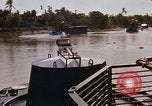 Immagine di Mobile forza fluviale Delta del Mekong Vietnam, 1968, secondo 43 filmato di repertorio 65675054291