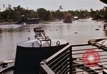 Immagine di Mobile forza fluviale Delta del Mekong Vietnam, 1968, secondo 48 filmato di repertorio 65675054291