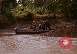 Immagine di Mobile forza fluviale Delta del Mekong Vietnam, 1968, secondo 57 filmato di repertorio 65675054292