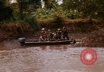 Immagine di Mobile forza fluviale Delta del Mekong Vietnam, 1968, secondo 62 filmato di repertorio 65675054292