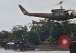 Immagine di Mobile forza fluviale Delta del Mekong Vietnam, 1968, secondo 10 filmato di repertorio 65675054293