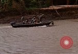 Immagine di Mobile forza fluviale Delta del Mekong Vietnam, 1968, secondo 40 filmato di repertorio 65675054293