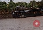 Immagine di Mobile forza fluviale Delta del Mekong Vietnam, 1968, secondo 61 filmato di repertorio 65675054293
