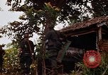 Immagine di Mobile forza fluviali barche in Vietnam Delta del Mekong Vietnam, 1968, secondo 10 filmato di repertorio 65675054294