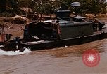 Standbild Mobile Riverine Kraft Boote Krieg in Vietnam Mekong Delta Vietnam, 1968, aus Sekunde 12 historischem Filmmaterial Videoclip 65675054295