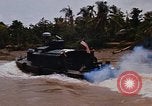 Standbild Mobile Riverine Kraft Boote Krieg in Vietnam Mekong Delta Vietnam, 1968, aus Sekunde 34 historischem Filmmaterial Videoclip 65675054295