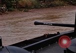 Standbild Mobile Riverine Kraft Boote Krieg in Vietnam Mekong Delta Vietnam, 1968, aus Sekunde 55 historischem Filmmaterial Videoclip 65675054295
