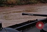 Standbild Mobile Riverine Kraft Boote Krieg in Vietnam Mekong Delta Vietnam, 1968, aus Sekunde 56 historischem Filmmaterial Videoclip 65675054295