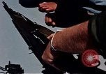 Immagine di Armi da fuoco Il Sud Est asiatico, 1966, secondo 9 filmato di repertorio 65675054299