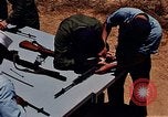Immagine di Armi da fuoco Il Sud Est asiatico, 1966, secondo 31 filmato di repertorio 65675054299