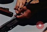 Immagine di Armi da fuoco Il Sud Est asiatico, 1966, secondo 42 filmato di repertorio 65675054299