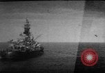 Image USS Wasp CV-7 torpillé pendant la Seconde Guerre mondiale Océan Pacifique, 1942, de la seconde 3 séquences d'archives historiques vidéo 65675054326
