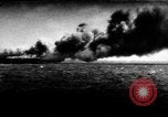 Image USS Wasp CV-7 torpillé pendant la Seconde Guerre mondiale Océan Pacifique, 1942, de la seconde 35 séquences d'archives historiques vidéo 65675054326