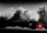 Image USS Wasp CV-7 torpillé pendant la Seconde Guerre mondiale Océan Pacifique, 1942, de la seconde 37 séquences d'archives historiques vidéo 65675054326