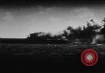 Image USS Wasp CV-7 torpillé pendant la Seconde Guerre mondiale Océan Pacifique, 1942, de la seconde 44 séquences d'archives historiques vidéo 65675054326