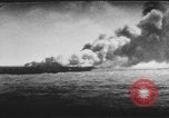 Image USS Wasp CV-7 torpillé pendant la Seconde Guerre mondiale Océan Pacifique, 1942, de la seconde 50 séquences d'archives historiques vidéo 65675054326