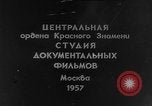 Image Vladimir Lénine foule d'adressage Moscou Russie Union Soviétique, 1917, de la seconde 1 séquences d'archives historiques vidéo 65675054348