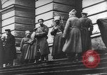 Image Vladimir Lénine foule d'adressage Moscou Russie Union Soviétique, 1917, de la seconde 8 séquences d'archives historiques vidéo 65675054348
