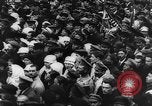 Image Bolcheviks attiser les foules en Russie la Russie Union Soviétique, 1918, de la seconde 36 séquences d'archives historiques vidéo 65675054351