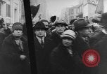 Image L'agitation civile et des manifestations dans le monde entier après l' Première Guerre Mondiale L'Europe, 1919, de la seconde 35 séquences d'archives historiques vidéo 65675054353