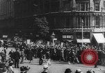 Image L'agitation civile et des manifestations dans le monde entier après l' Première Guerre Mondiale L'Europe, 1919, de la seconde 36 séquences d'archives historiques vidéo 65675054353