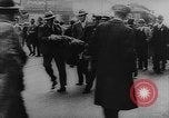 Image rassemblement communiste en faveur de république soviétique New York City USA, 1921, de la seconde 35 séquences d'archives historiques vidéo 65675054354