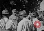 Standbild Philippe Petain Weinproben während Ersten Weltkrieg Frankreich, 1917, aus Sekunde 16 historischem Filmmaterial Videoclip 65675054357