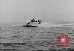 Immagine di Corazzata austriaca Szent Istvan rotoli e lavelli Mare Adriatico, 1918, secondo 12 filmato di repertorio 65675054365