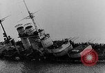 Immagine di Corazzata austriaca Szent Istvan rotoli e lavelli Mare Adriatico, 1918, secondo 18 filmato di repertorio 65675054365
