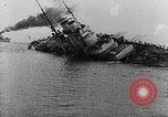 Immagine di Corazzata austriaca Szent Istvan rotoli e lavelli Mare Adriatico, 1918, secondo 49 filmato di repertorio 65675054365